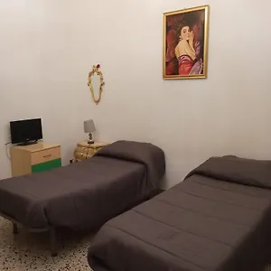  Affittacamere Centro Storico House
